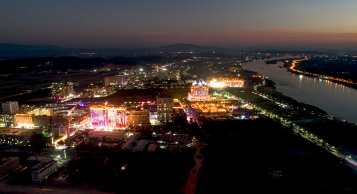 Golden_Triangle_Special_Economic_Zone_(Laos)_-_night_view_2021 - FOTO_SaiLp