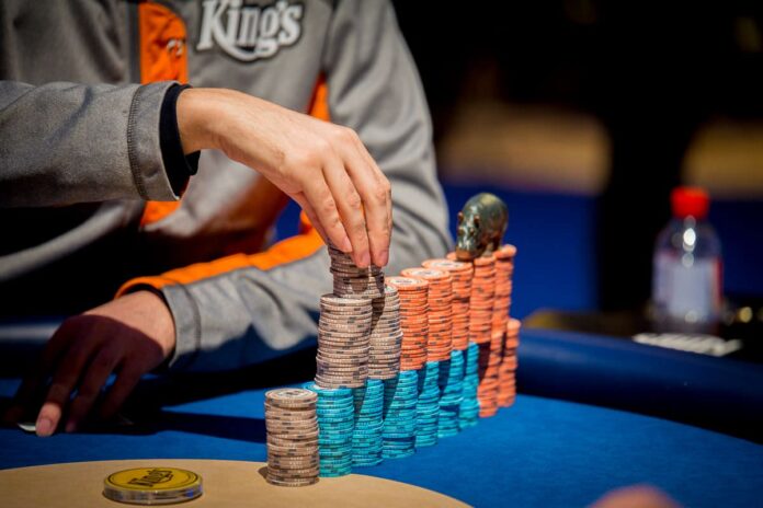 King's Resort Chips Stack