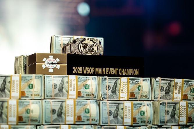 WSOP Main Event Bracelet + Geld 2025